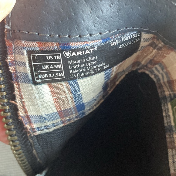 Ariat short boots - Picture 6 of 6